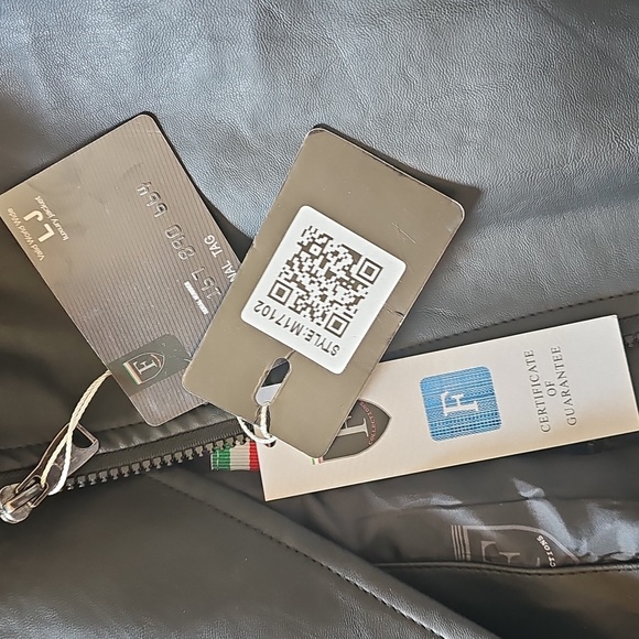 Men Leather Jacket - Picture 5 of 8